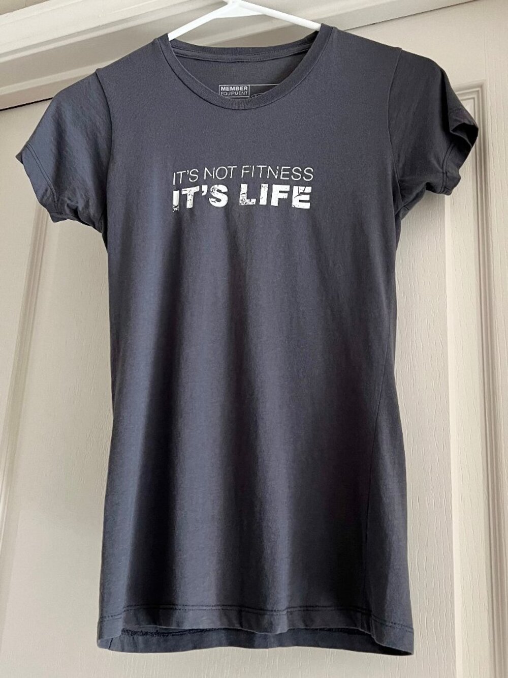 {Vintage} Equinox Gym “It’s Not Fitness It’s Life" Graphic T-Shirt - Women’s XS